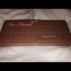 Too Faced Semi Sweet Chocolate Bar